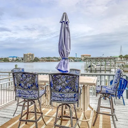 Harbor Hideaway Villa